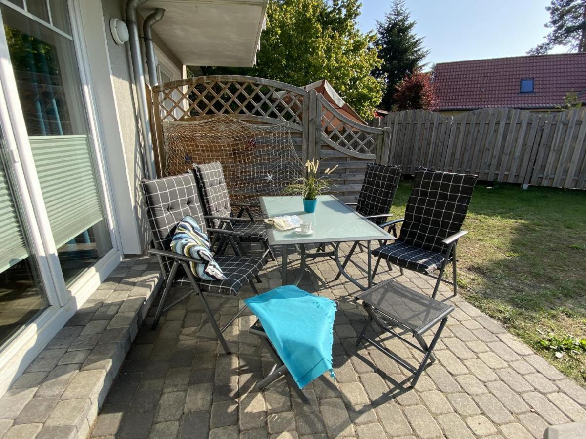 Ferienwohnung van der Holm Born Buitenkant foto