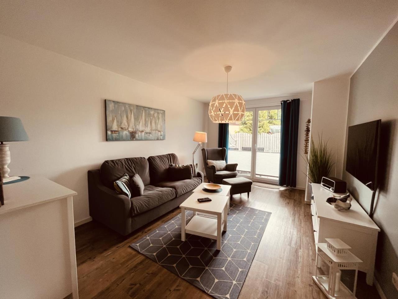 Ferienwohnung van der Holm Born Buitenkant foto