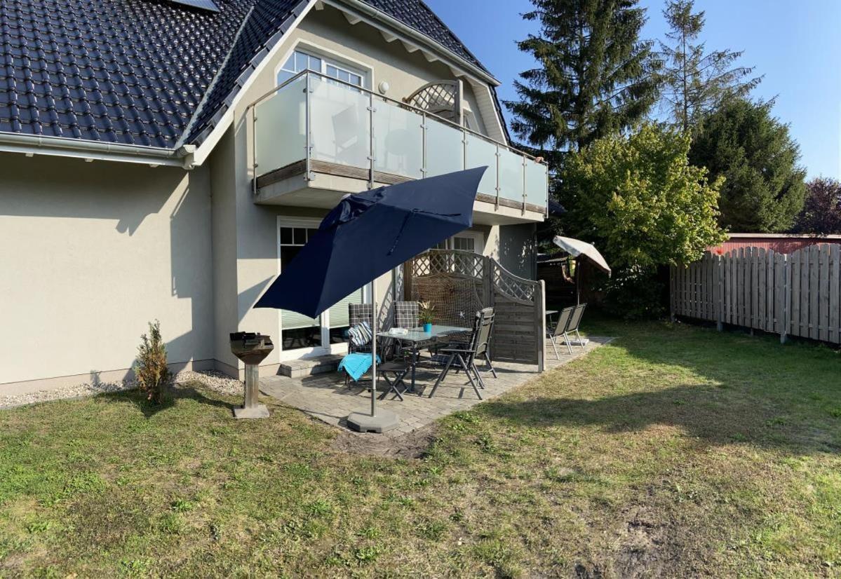 Ferienwohnung van der Holm Born Buitenkant foto